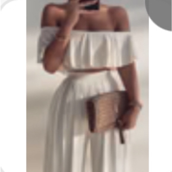 J. Lux Label Buttercream Close to You Set - Picture 2 of 2